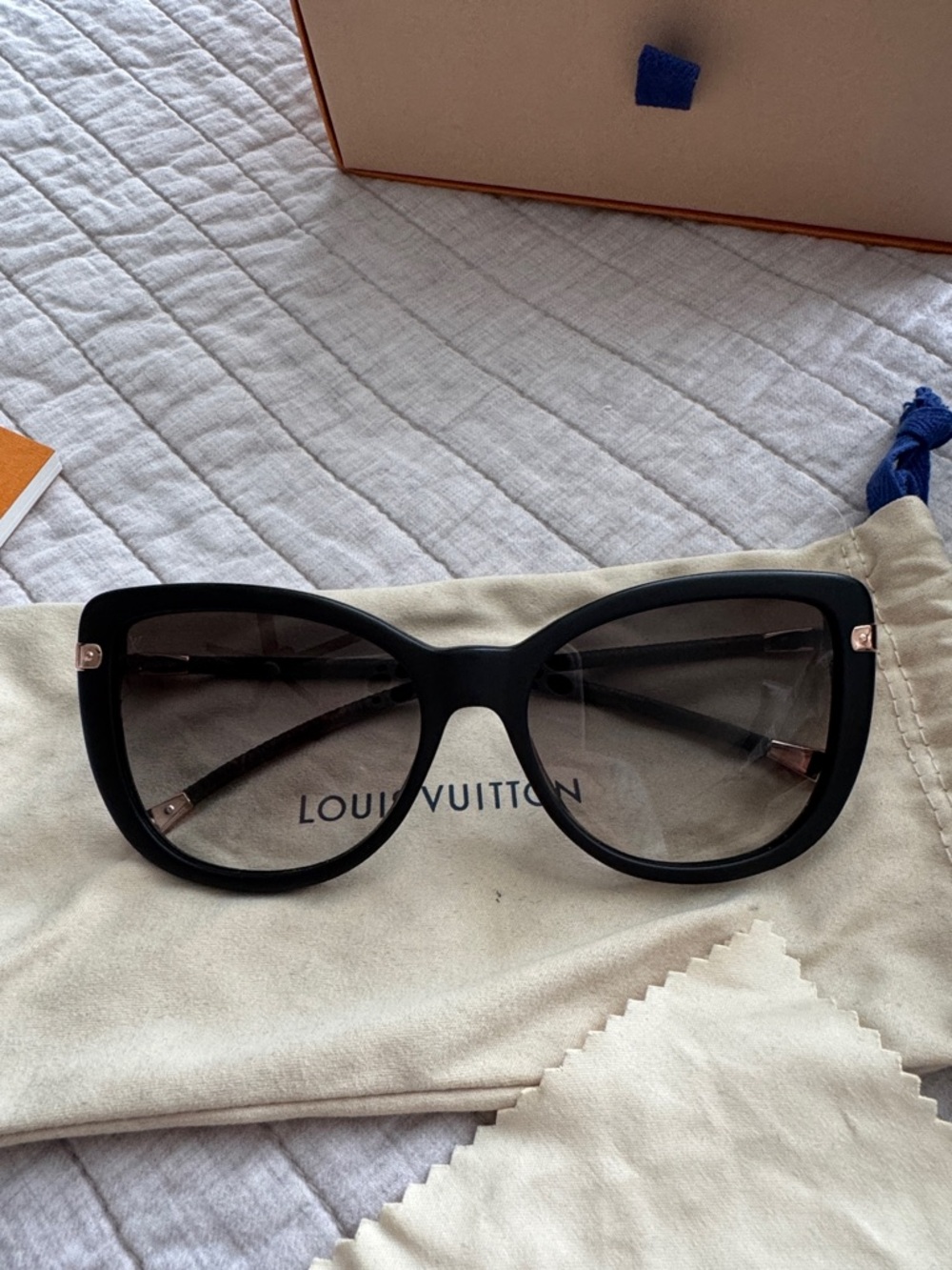 Louis Vuitton Charlotte Sunglasses (Black Cat Eye Monogram Arms) - Picture 9 of 14